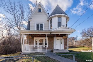 1108 ARLINGTON Avenue, Davenport, IA 52803