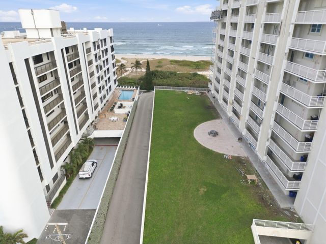 3221 NE 8th Street F305, Pompano Beach, FL 33062