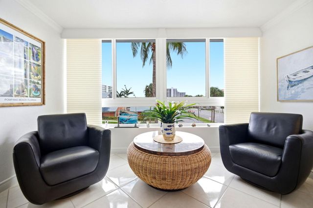 3221 NE 8th Street F305, Pompano Beach, FL 33062