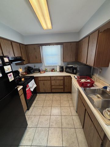 15 Ashwood Court 15A 15B, Frankfort, KY 40601