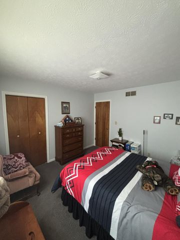 15 Ashwood Court 15A 15B, Frankfort, KY 40601