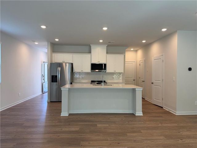7449 Quinn Place, Flowery Branch, GA 30542