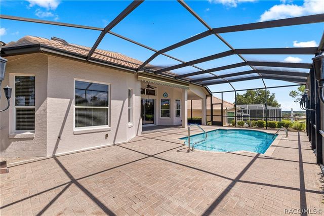 512 W Doerr Path, Hernando, FL 34442