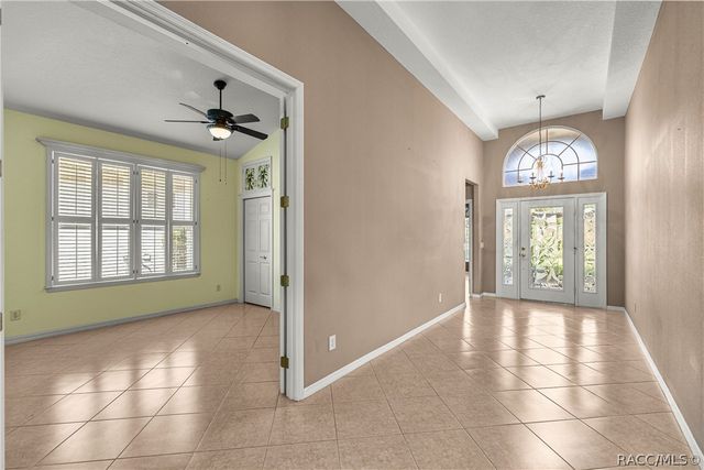 512 W Doerr Path, Hernando, FL 34442