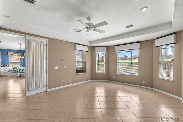 512 W Doerr Path, Hernando, FL 34442
