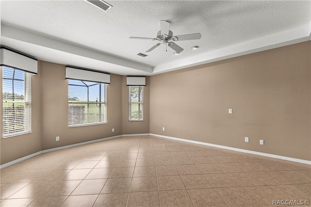 512 W Doerr Path, Hernando, FL 34442