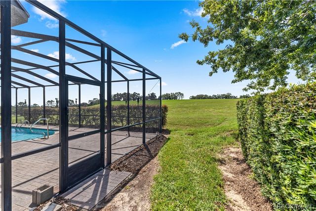 512 W Doerr Path, Hernando, FL 34442