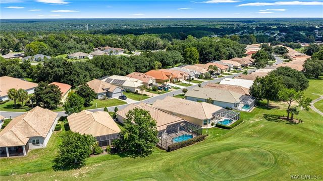 512 W Doerr Path, Hernando, FL 34442