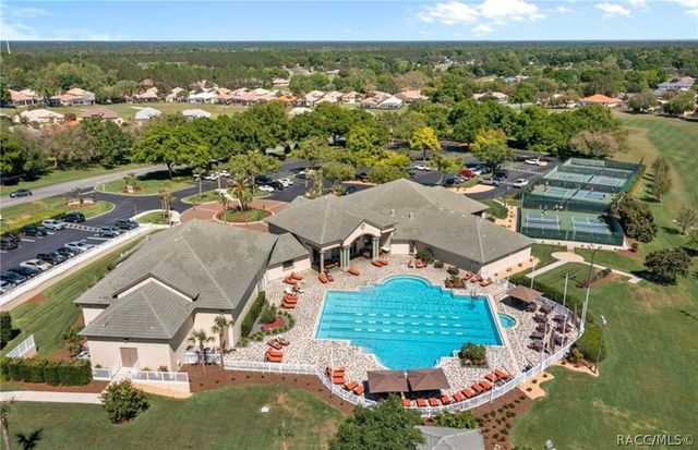 512 W Doerr Path, Hernando, FL 34442