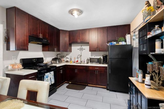 931 935 13'th St, Imperial Beach, CA 91932