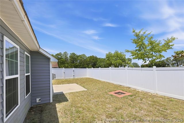 514 Old Warden Way, Hope Mills, NC 28348