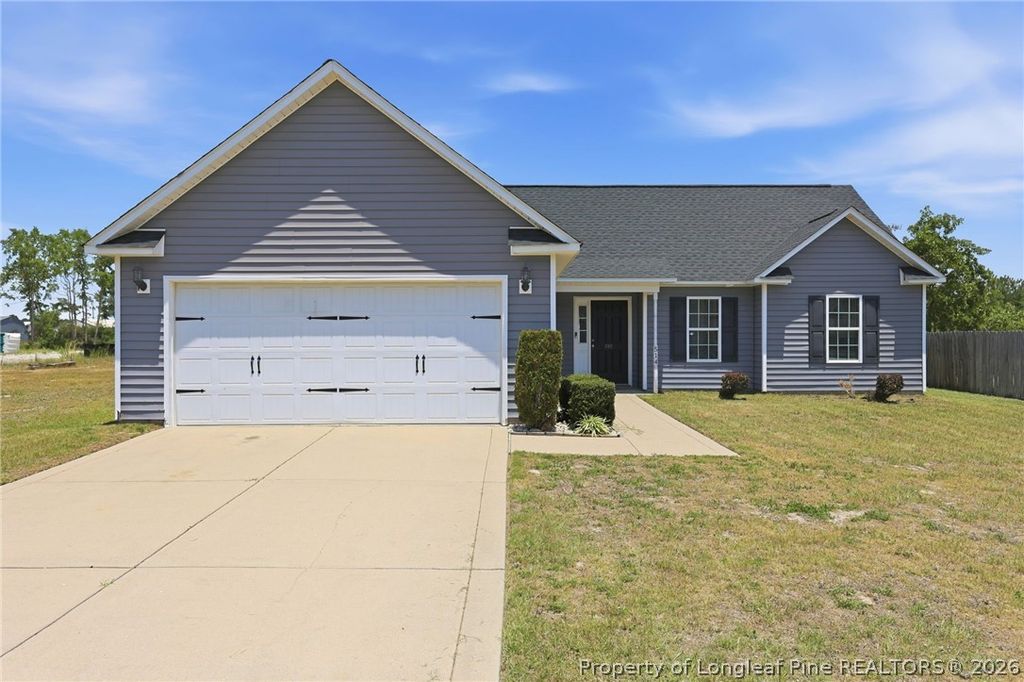 514 Old Warden Way, Hope Mills, NC 28348