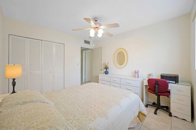 5300 Washington Street 108d, Hollywood, FL 33021