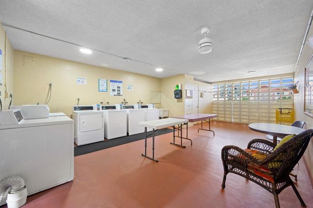 5300 Washington Street 108d, Hollywood, FL 33021