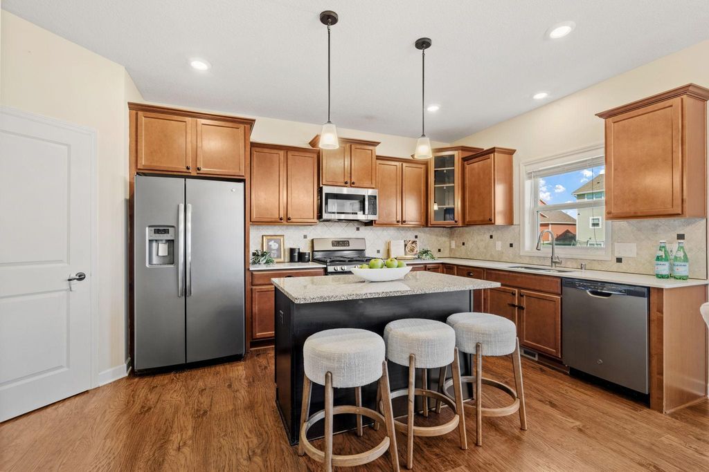 19250 Indora Trail, Lakeville, MN 55044 — photo 2