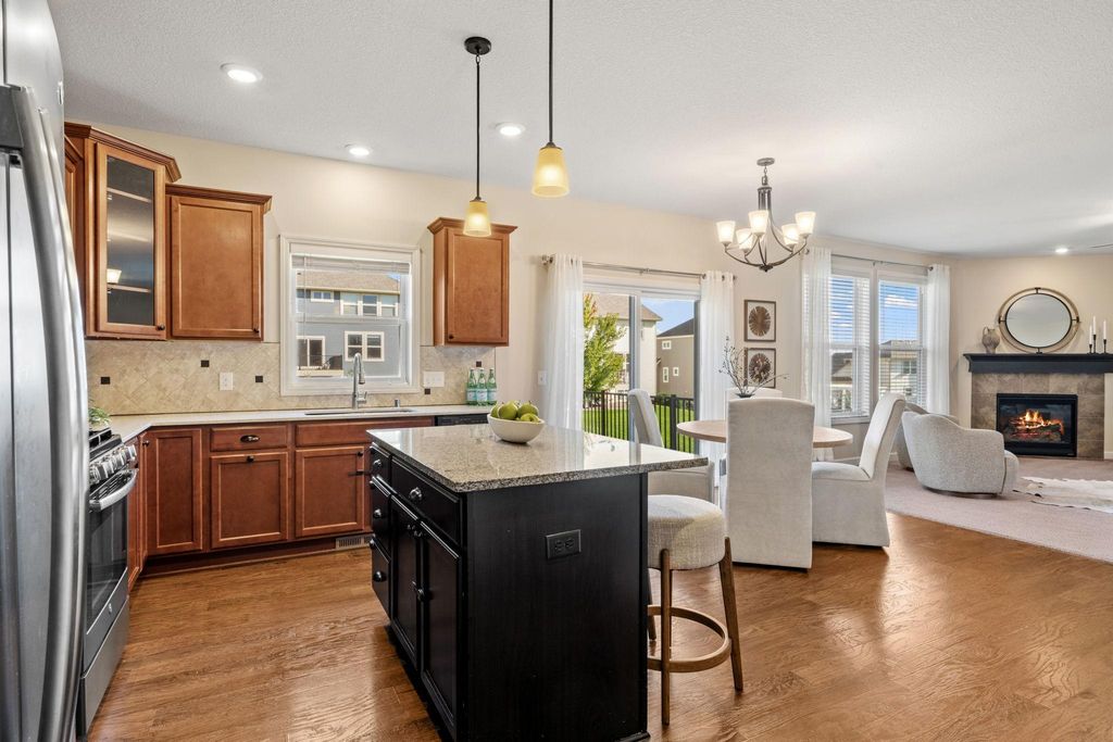 19250 Indora Trail, Lakeville, MN 55044 — photo 4
