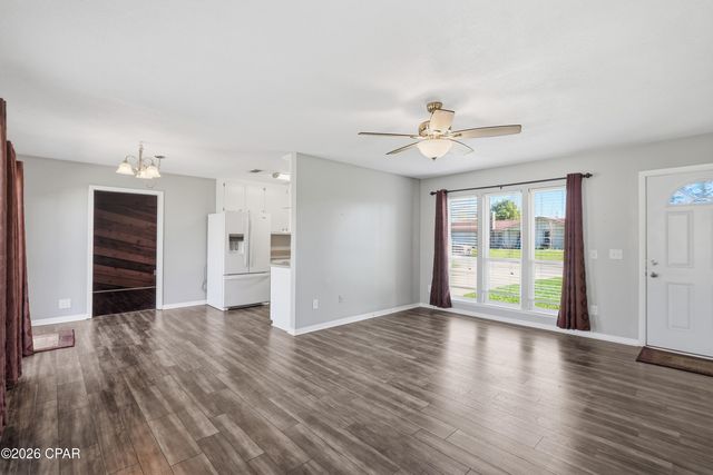 504 E Pine Forest Drive, Lynn Haven, FL 32444