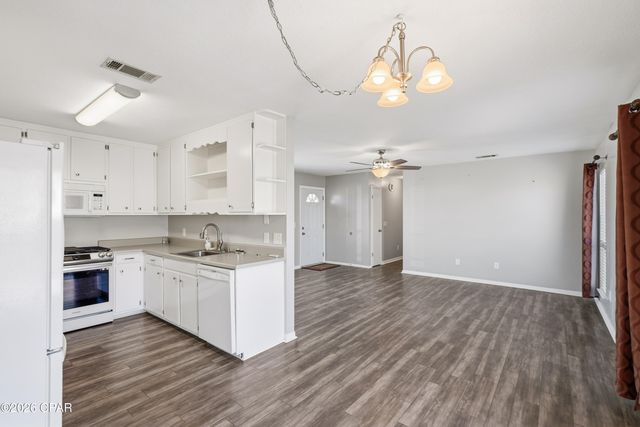 504 E Pine Forest Drive, Lynn Haven, FL 32444