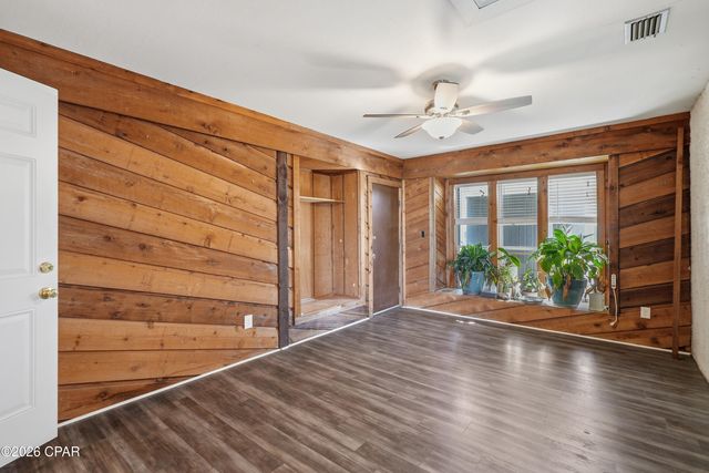 504 E Pine Forest Drive, Lynn Haven, FL 32444