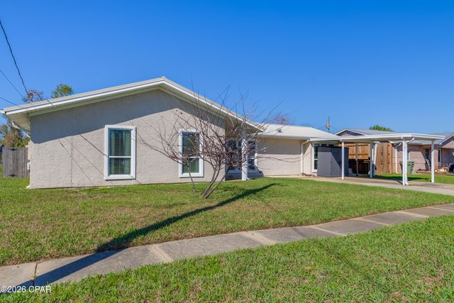 504 E Pine Forest Drive, Lynn Haven, FL 32444