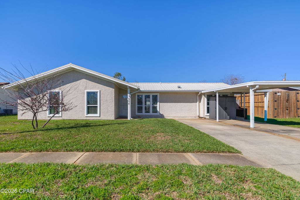 504 E Pine Forest Drive, Lynn Haven, FL 32444