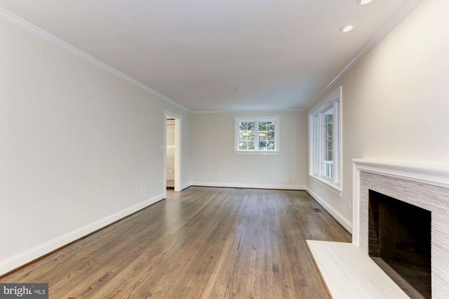 5113 NEWPORT AVE, Bethesda, MD 20816