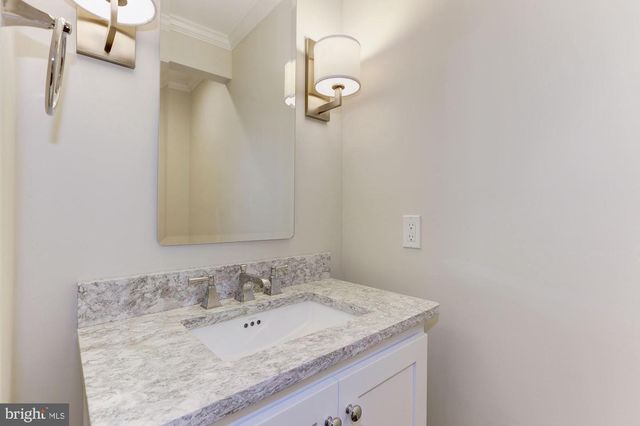 5113 NEWPORT AVE, Bethesda, MD 20816