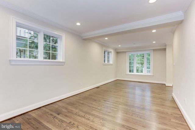 5113 NEWPORT AVE, Bethesda, MD 20816