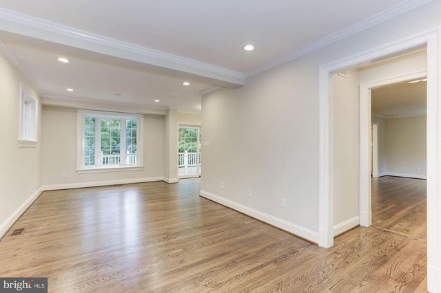 5113 NEWPORT AVE, Bethesda, MD 20816