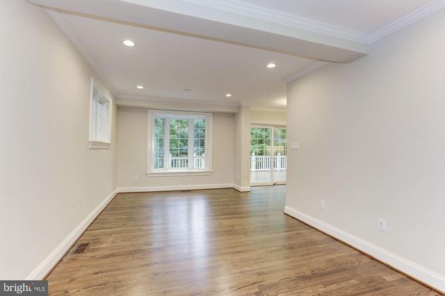 5113 NEWPORT AVE, Bethesda, MD 20816