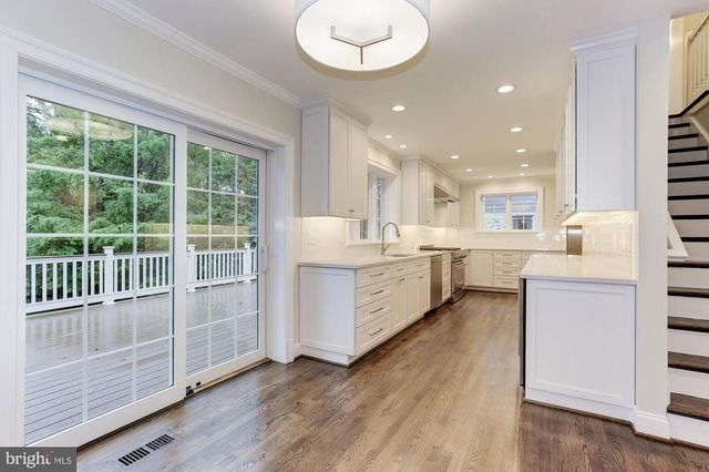 5113 NEWPORT AVE, Bethesda, MD 20816