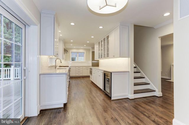 5113 NEWPORT AVE, Bethesda, MD 20816