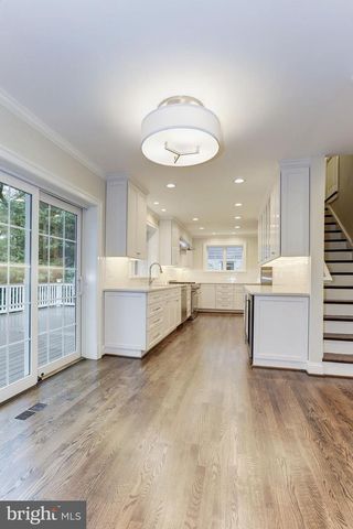 5113 NEWPORT AVE, Bethesda, MD 20816