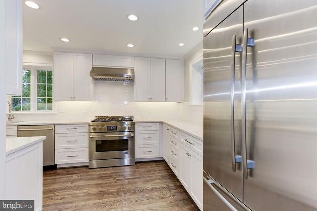 5113 NEWPORT AVE, Bethesda, MD 20816