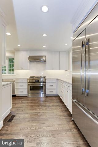 5113 NEWPORT AVE, Bethesda, MD 20816