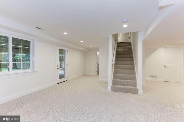 5113 NEWPORT AVE, Bethesda, MD 20816