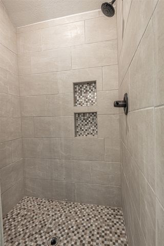 10008 Valley Oak Ct Lane, Springtown, TX 76082