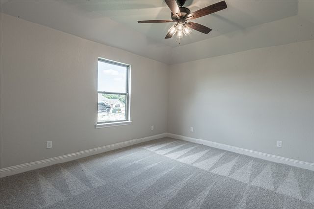 10008 Valley Oak Ct Lane, Springtown, TX 76082