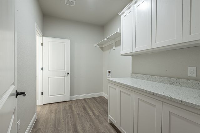 10008 Valley Oak Ct Lane, Springtown, TX 76082