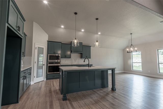 10008 Valley Oak Ct Lane, Springtown, TX 76082