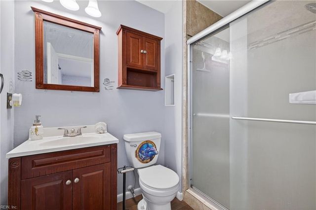 1632 Boles PL, Virginia Beach, VA 23454