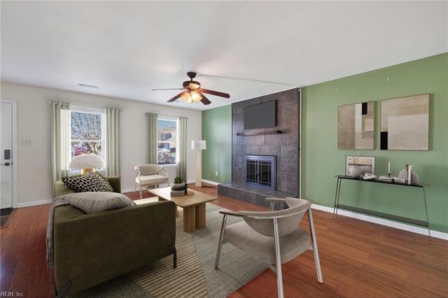 1632 Boles PL, Virginia Beach, VA 23454