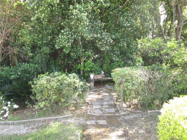 155 VILLAGE LANE, Daytona Beach, FL 32119