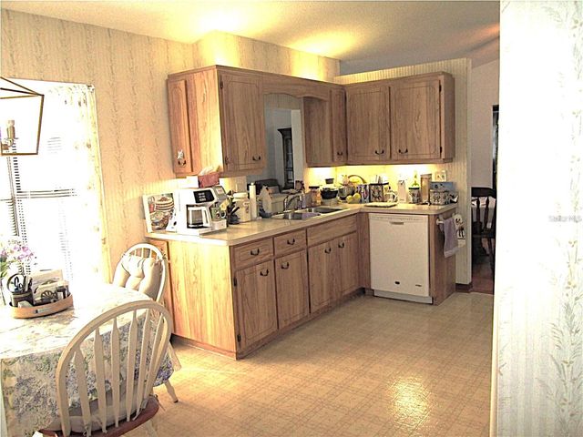 155 VILLAGE LANE, Daytona Beach, FL 32119