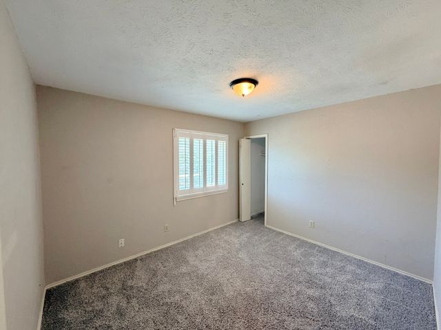 6801 Greenspring Drive, Arlington, TX 76016