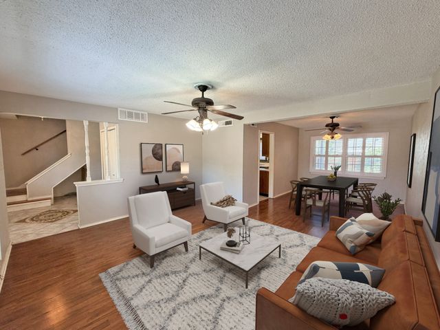 6801 Greenspring Drive, Arlington, TX 76016