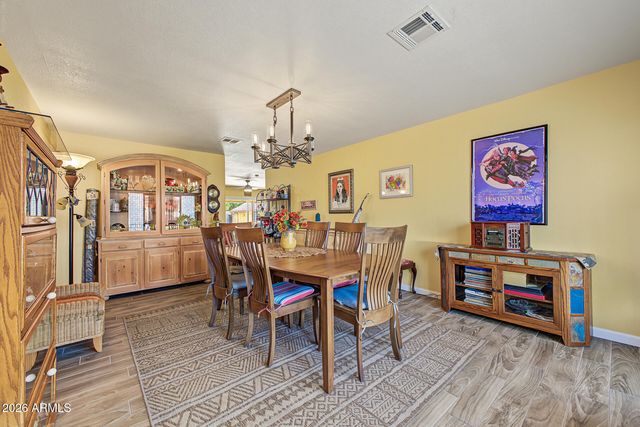 3101 W MESCAL Street, Phoenix, AZ 85029
