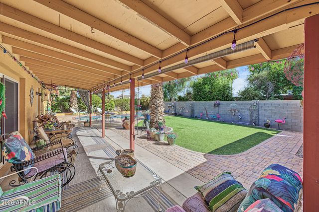 3101 W MESCAL Street, Phoenix, AZ 85029