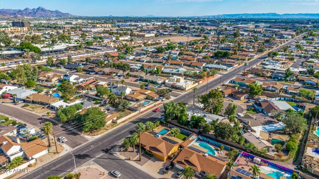 3101 W MESCAL Street, Phoenix, AZ 85029
