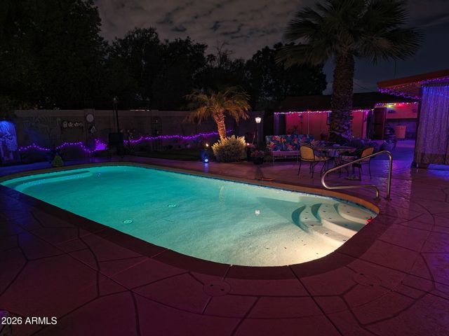 3101 W MESCAL Street, Phoenix, AZ 85029